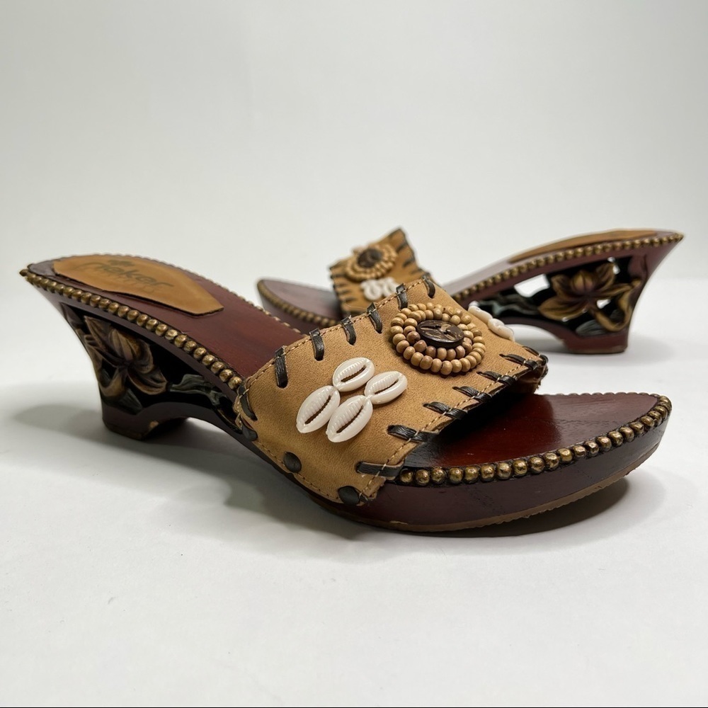 VINTAGE Rieker Boho Tropical Whipstitch Carved Floral Shell Wooden Clog Sandal